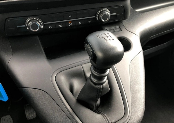 Toyota Proace City Verso cena 124900 przebieg: 5798, rok produkcji 2023 z Świdnik małe 352